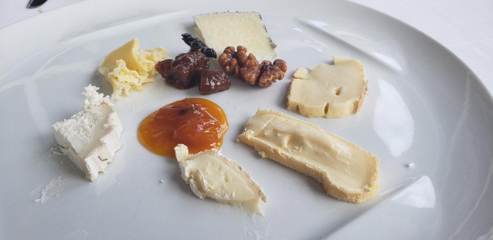 Kayuputi restaurant meal 7