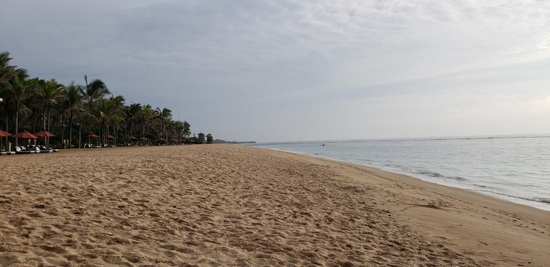 St Regis Bali resort beach