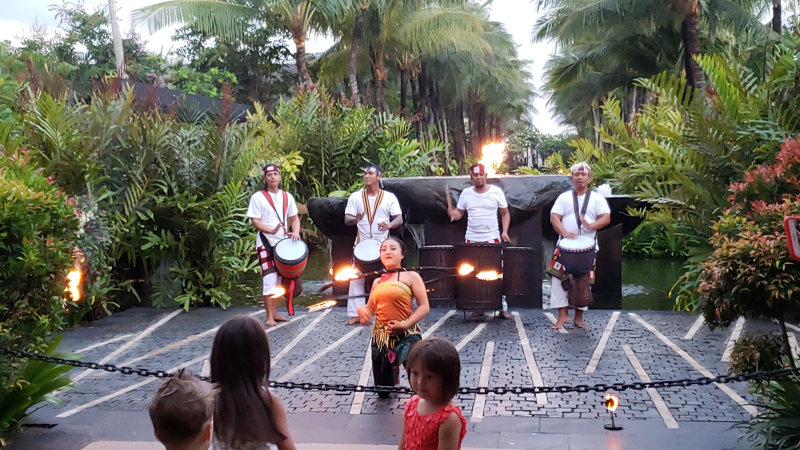  St Regis Bali resort water fountains