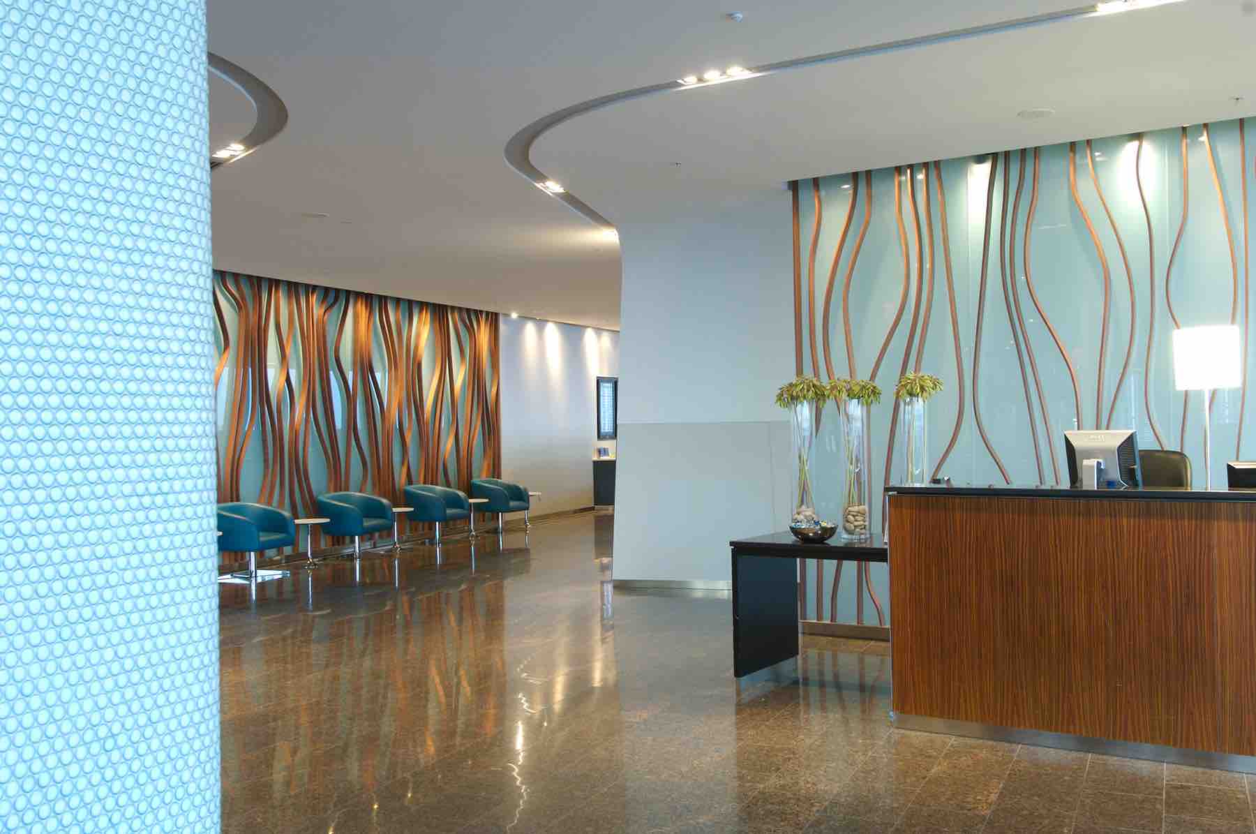 The entry of the Transborder Maple Leaf Lounge in Toronto Pearson.