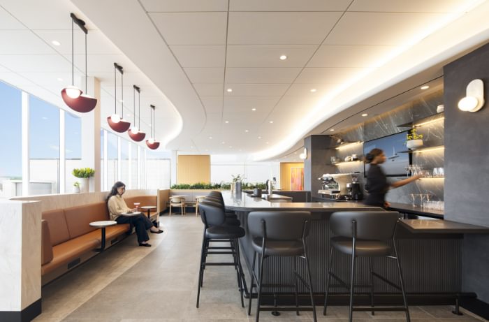 A View of the Bar at the YQB Air Canada Lounge